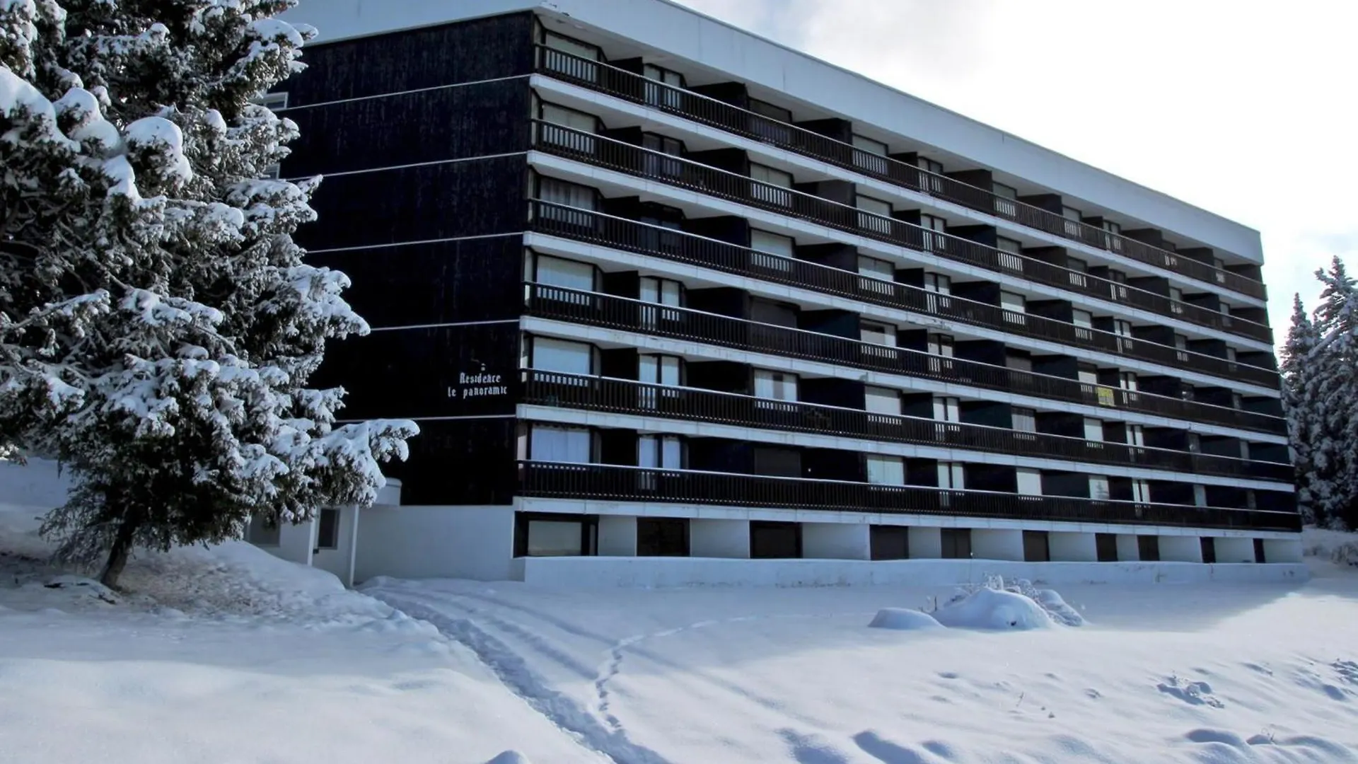 Appartement Pour 6 Pers. Au Pied Des Pistes - Fr-1-549-120 Chamrousse